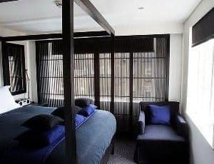 la suite west