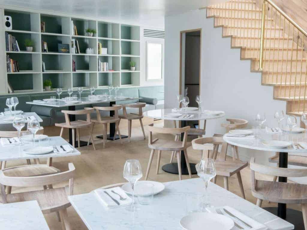 Lurra - Light & Plenty of Room. Smooth Flooring and Flat Access From The Street