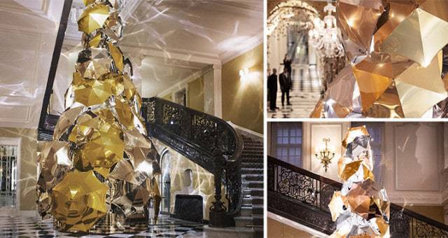 Claridges 2015 Xmas Tree For Burberry